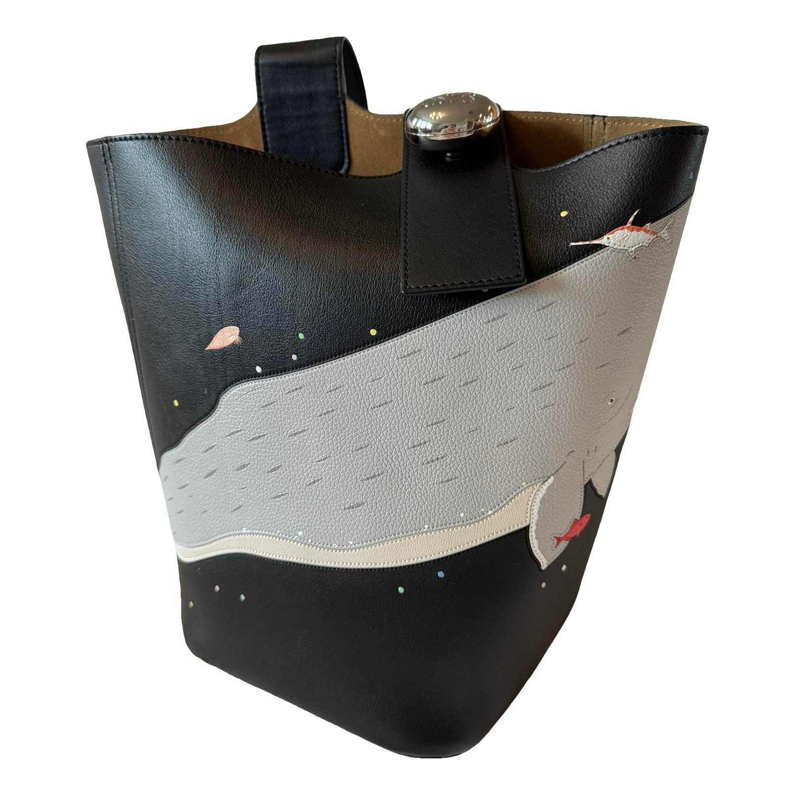 Pebble leather handbag