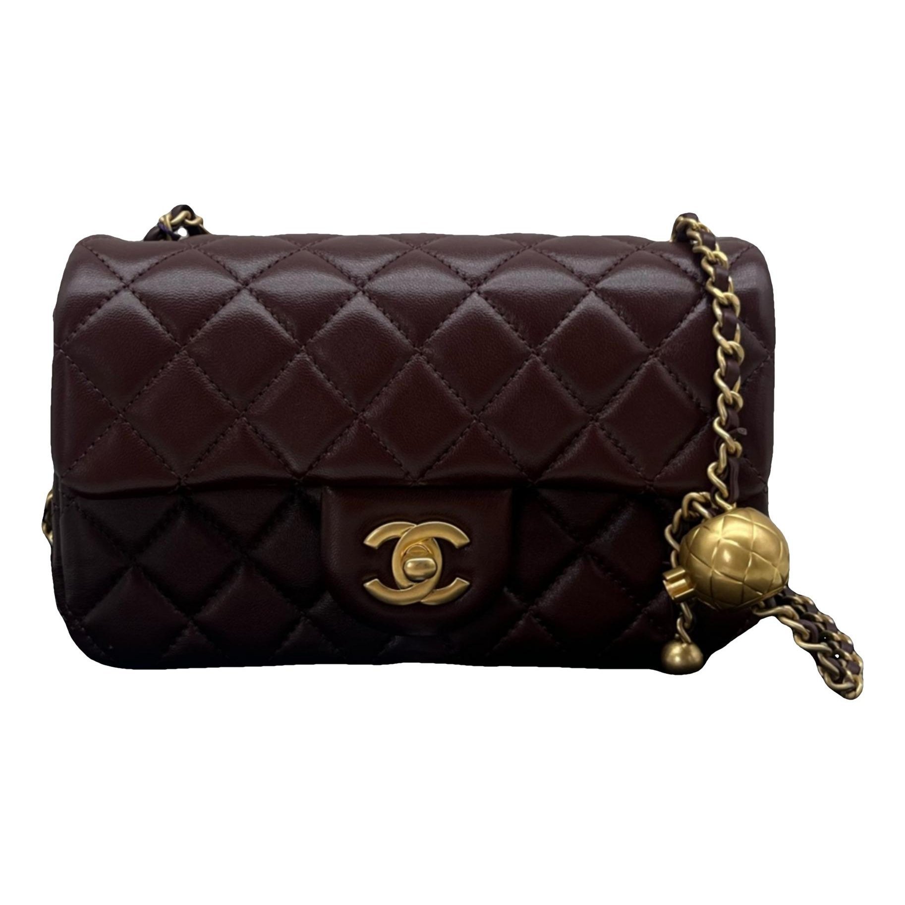 Timeless/Classique leather crossbody bag