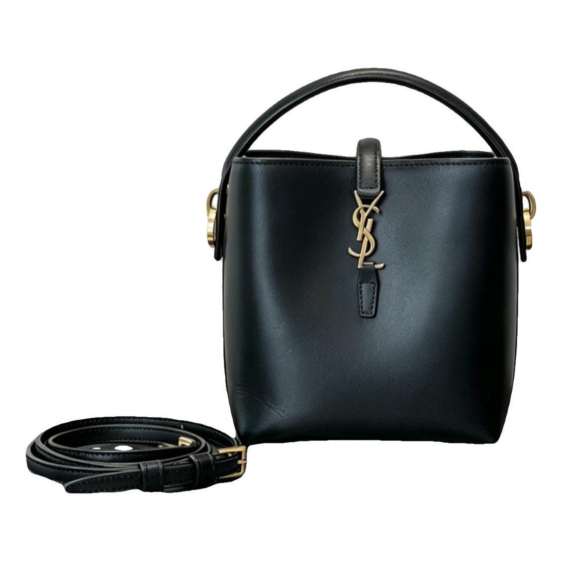 Le 37 leather handbag
