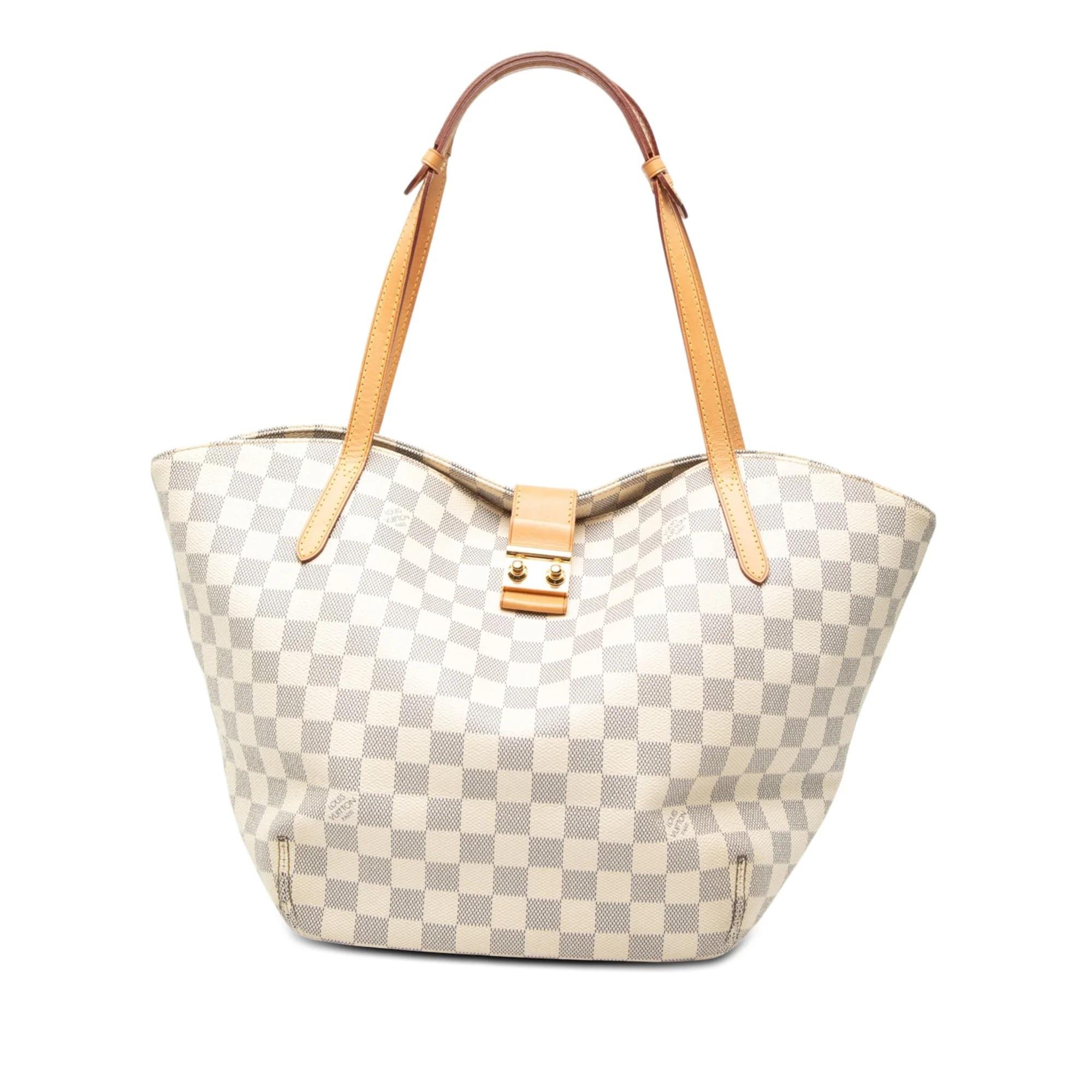 Leather tote
