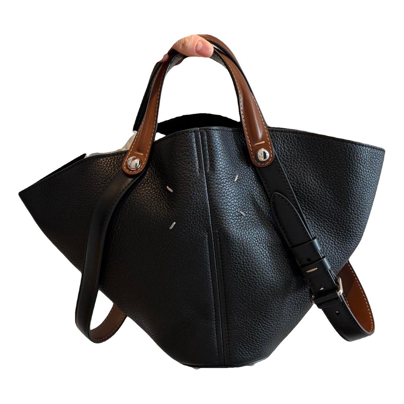 Leather handbag