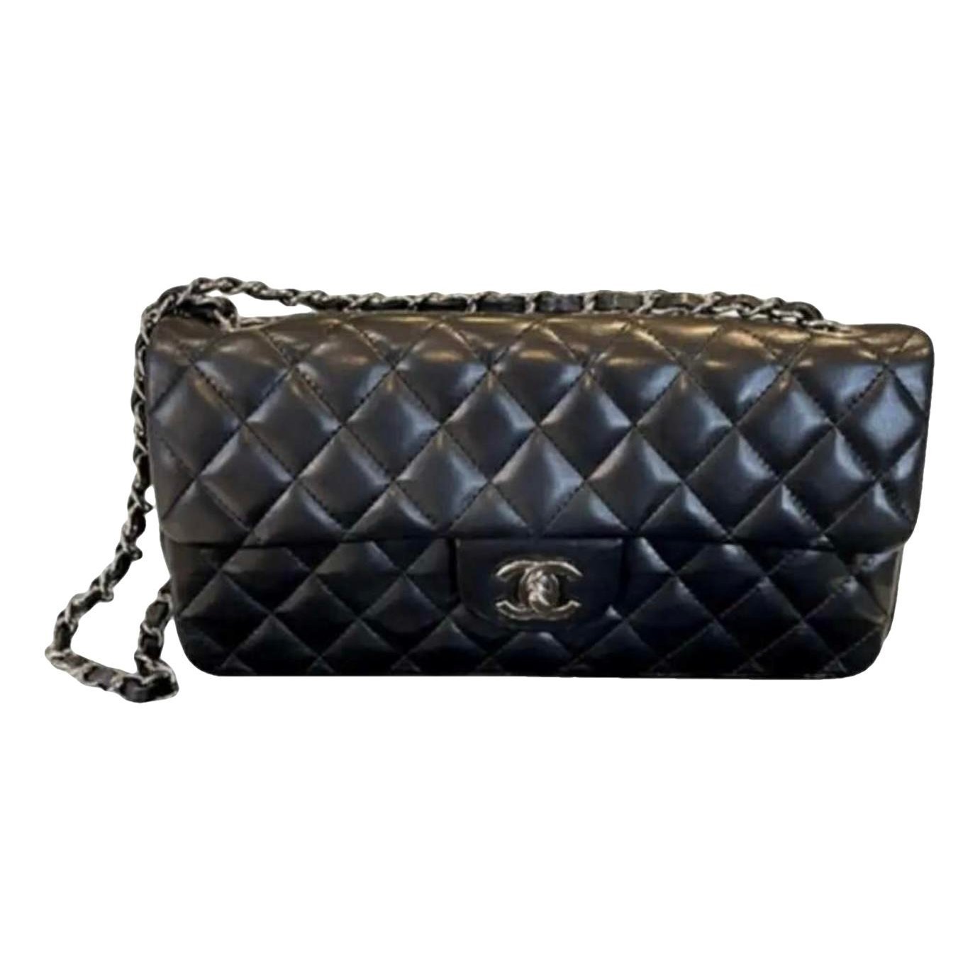 Timeless/Classique leather handbag