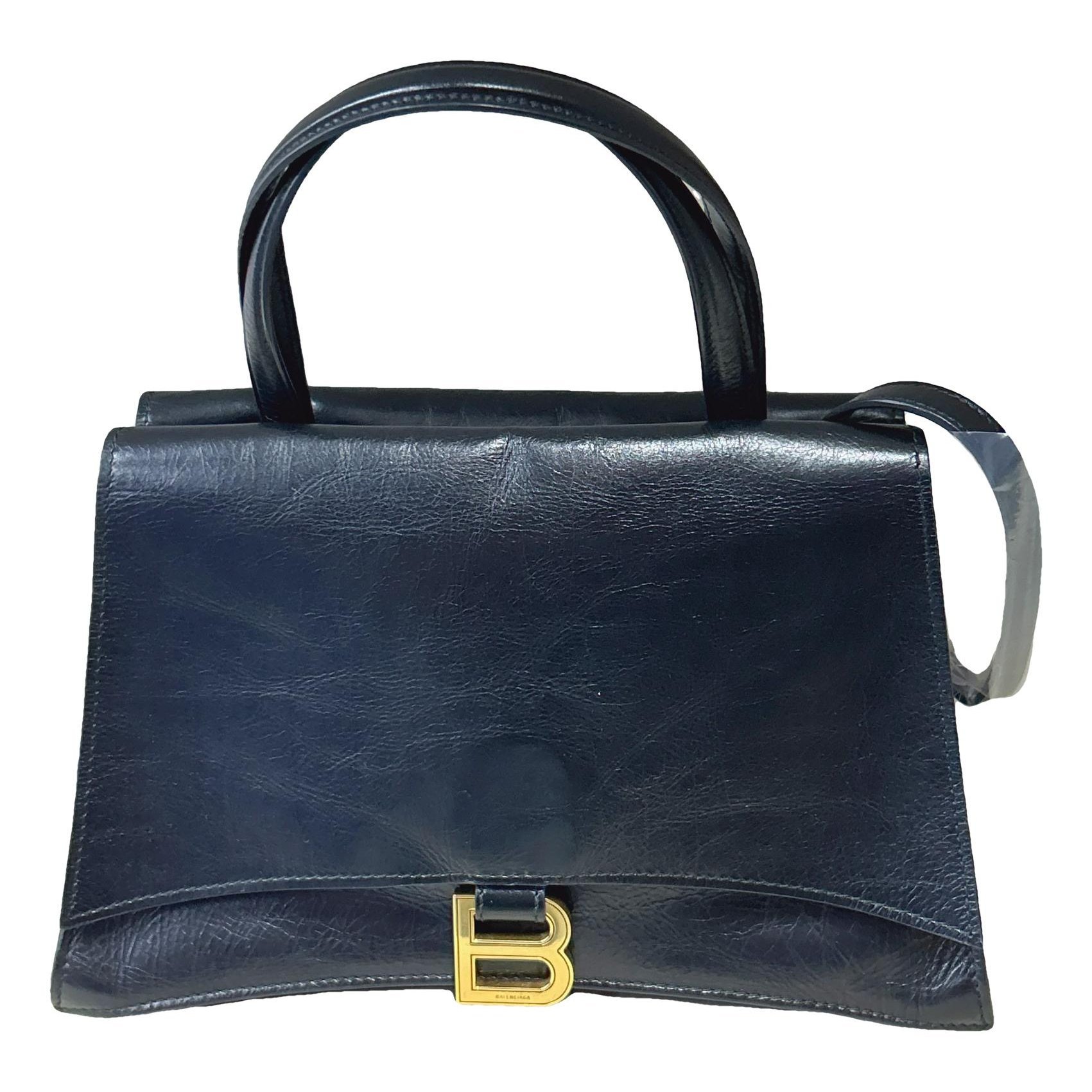 Downtown leather handbag