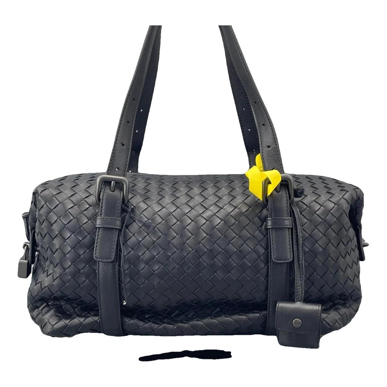 Leather bowling bag