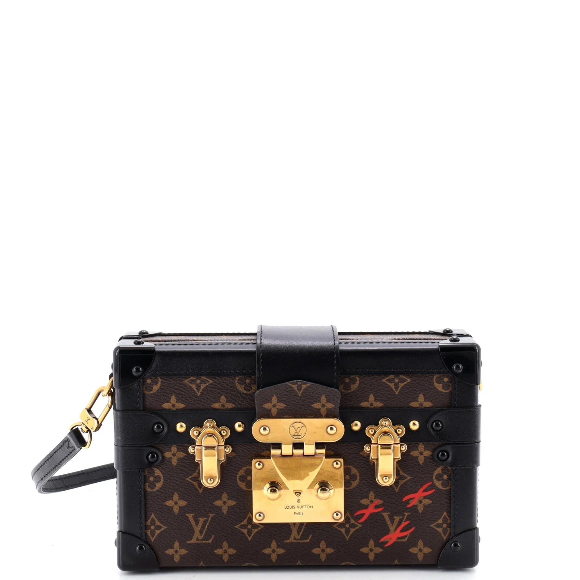 Cloth clutch bag