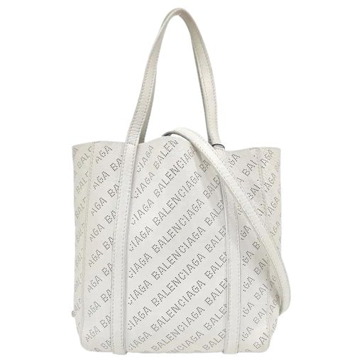 Everyday leather handbag