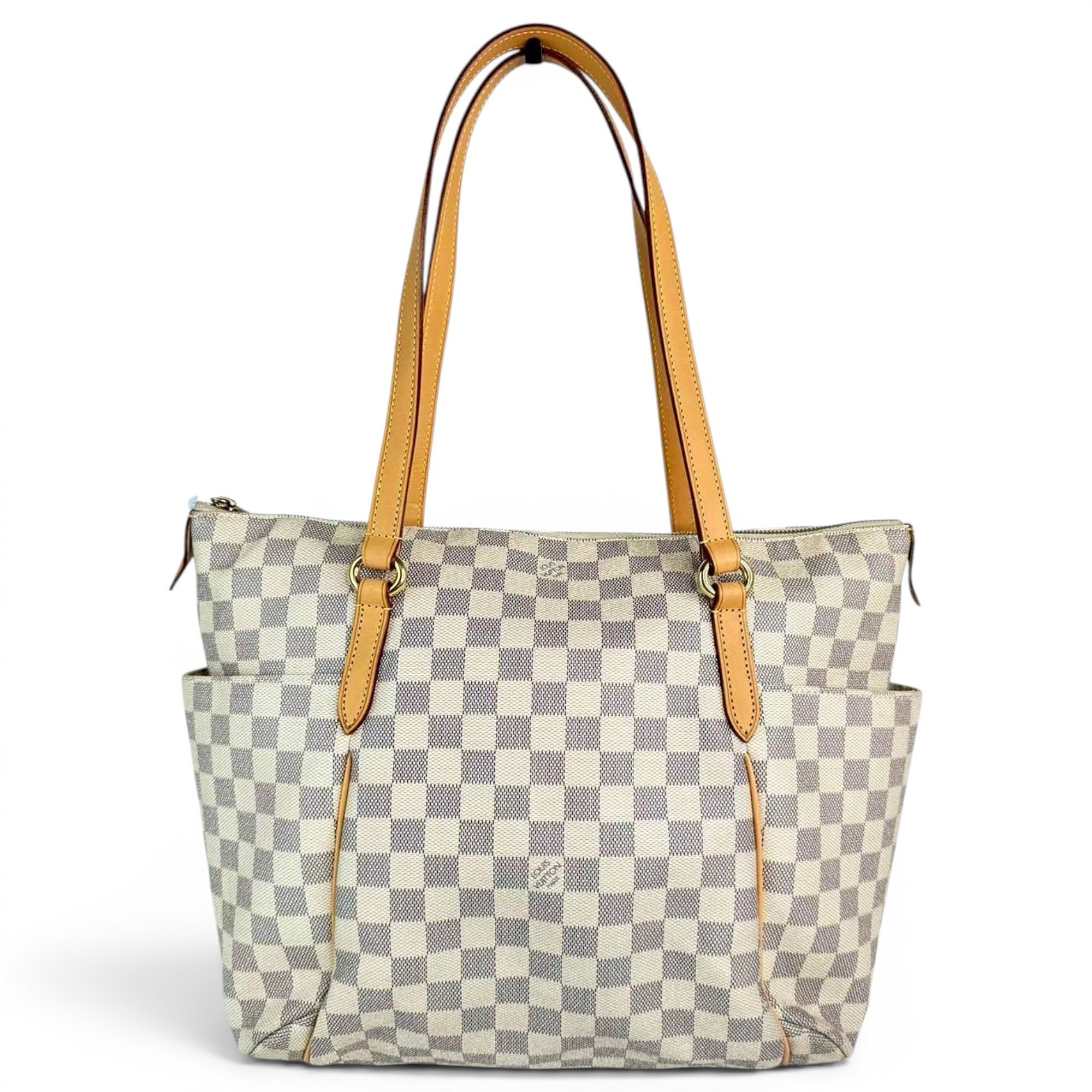 Totally leather tote