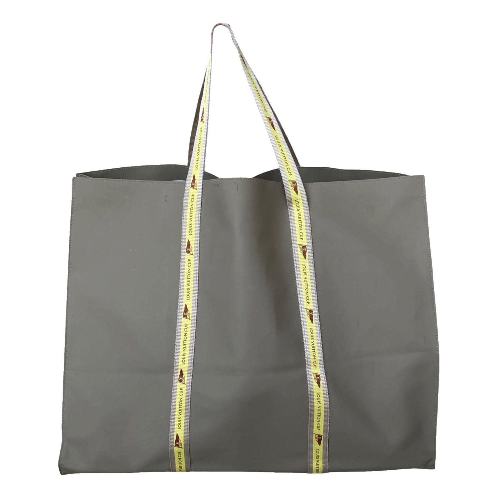Vinyl tote