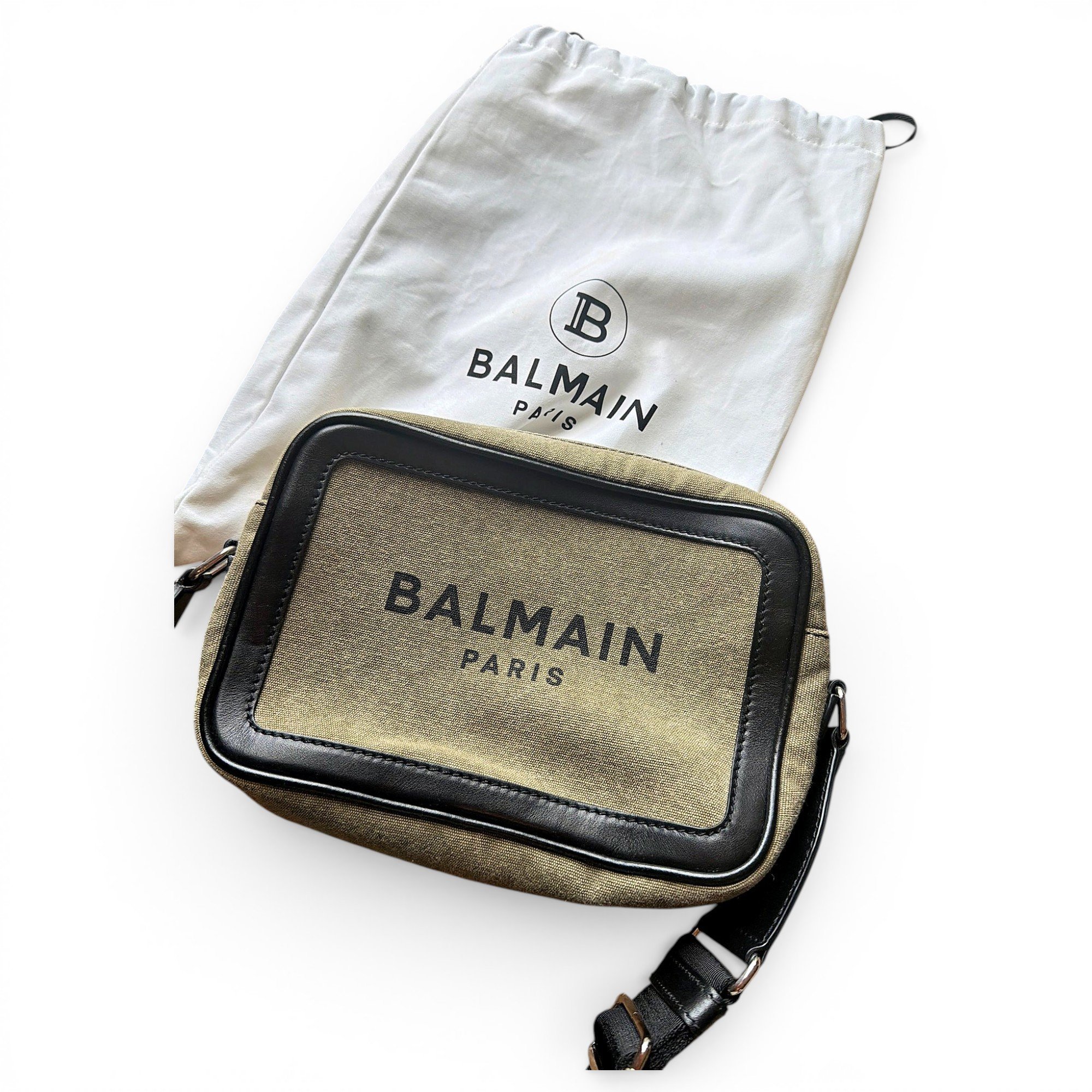 Crossbody bag