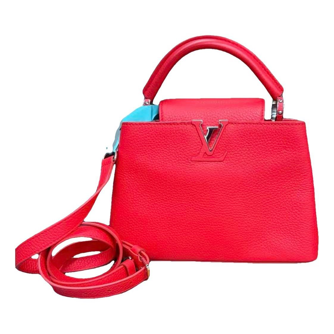 Capucines leather handbag