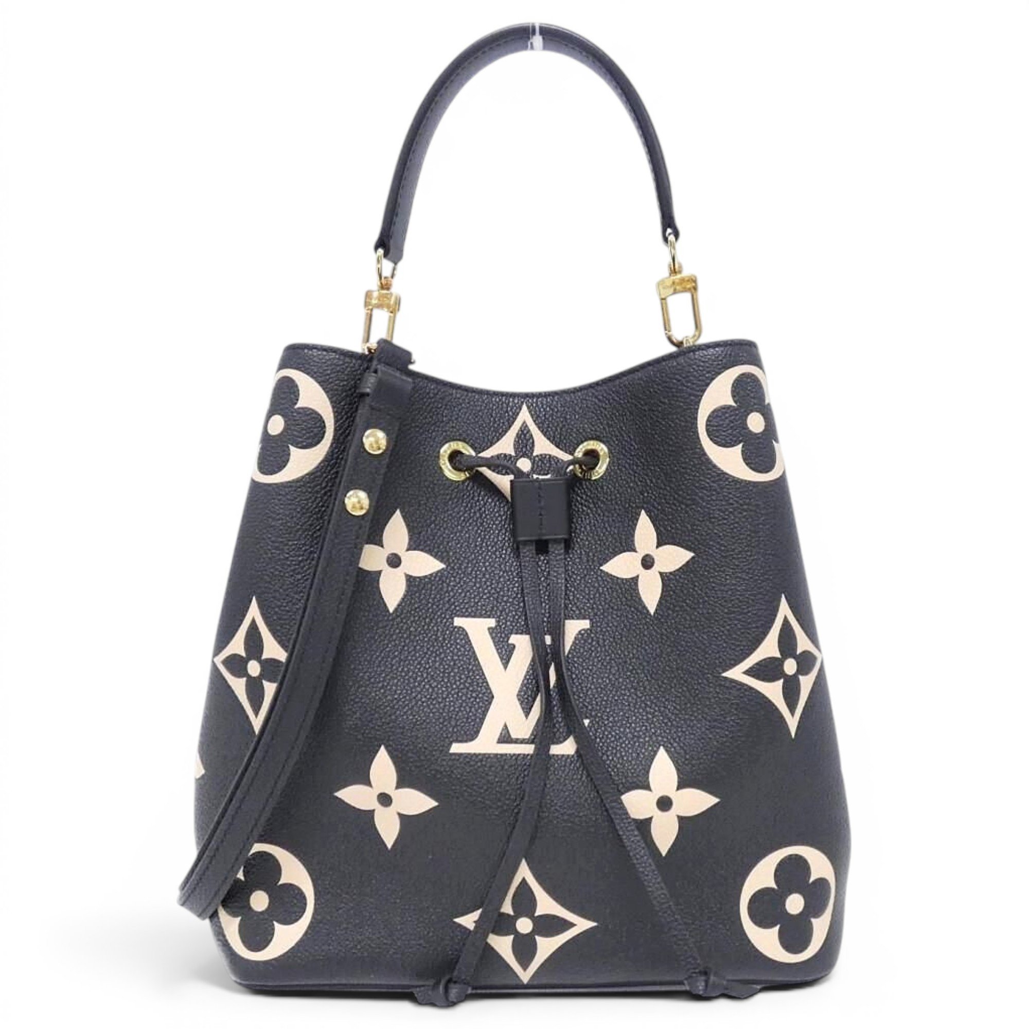 Noé leather bag