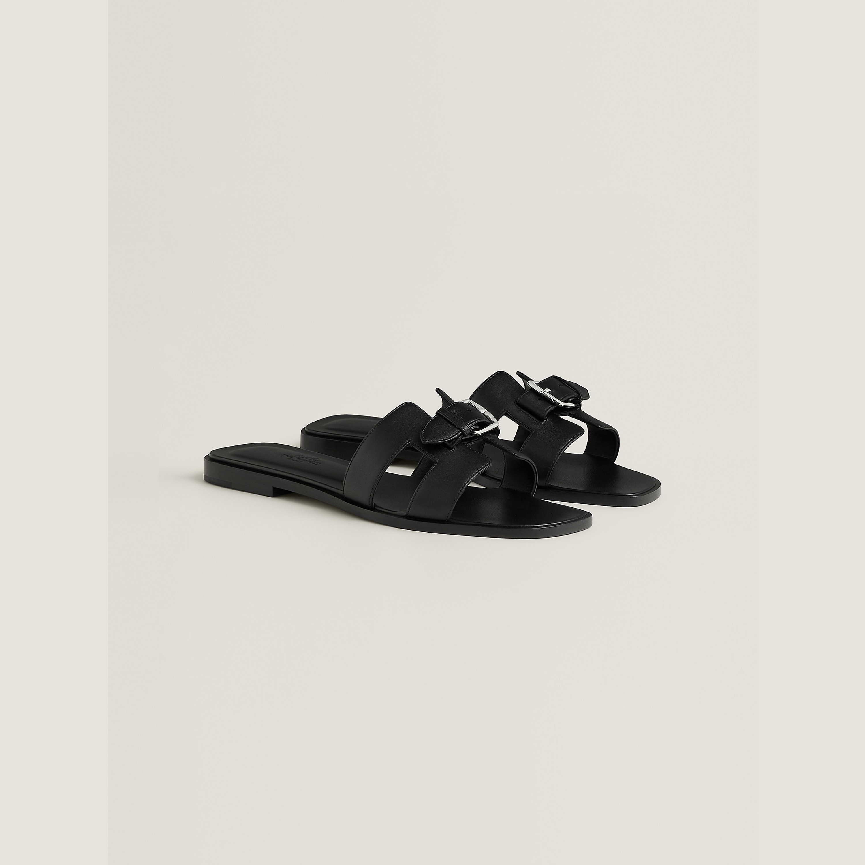 Oran sandal