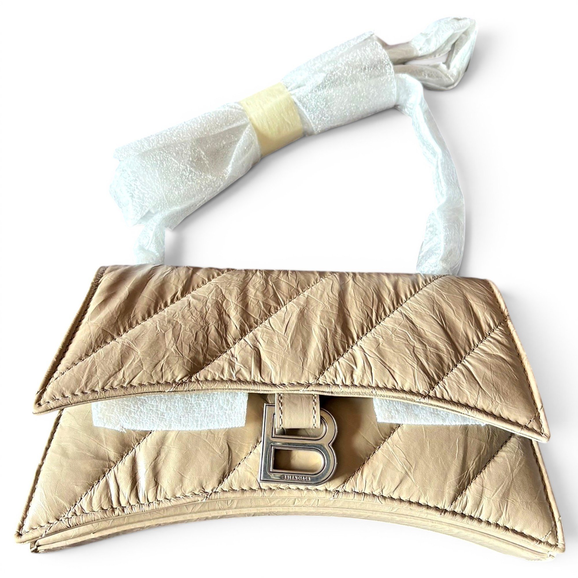 Crush leather handbag