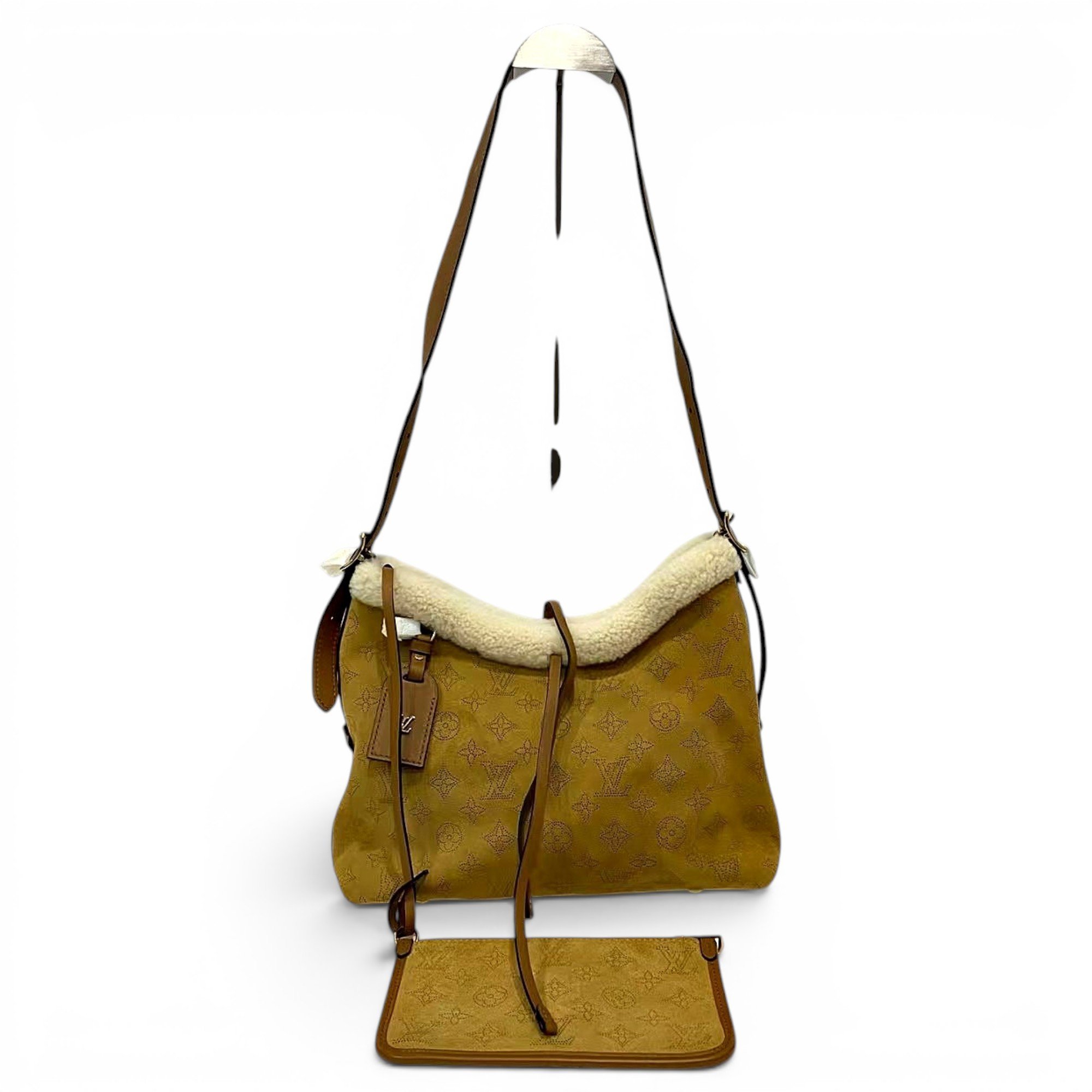Louis Vuitton Carry All handbag