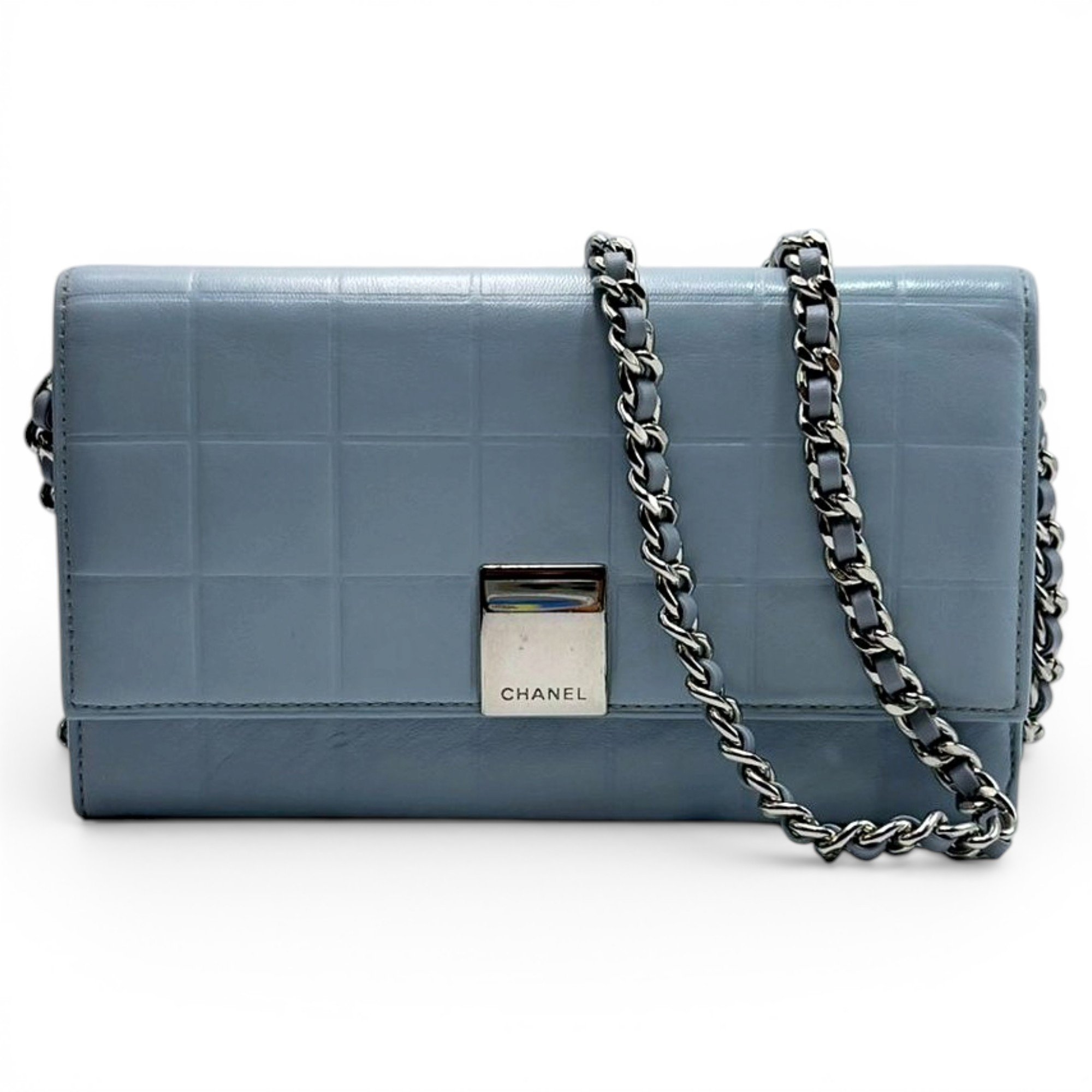 Wallet On Chain leather crossbody bag