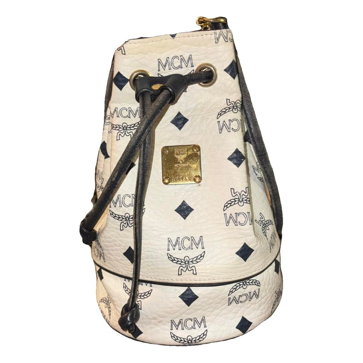 Heritage Drawstring leather handbag