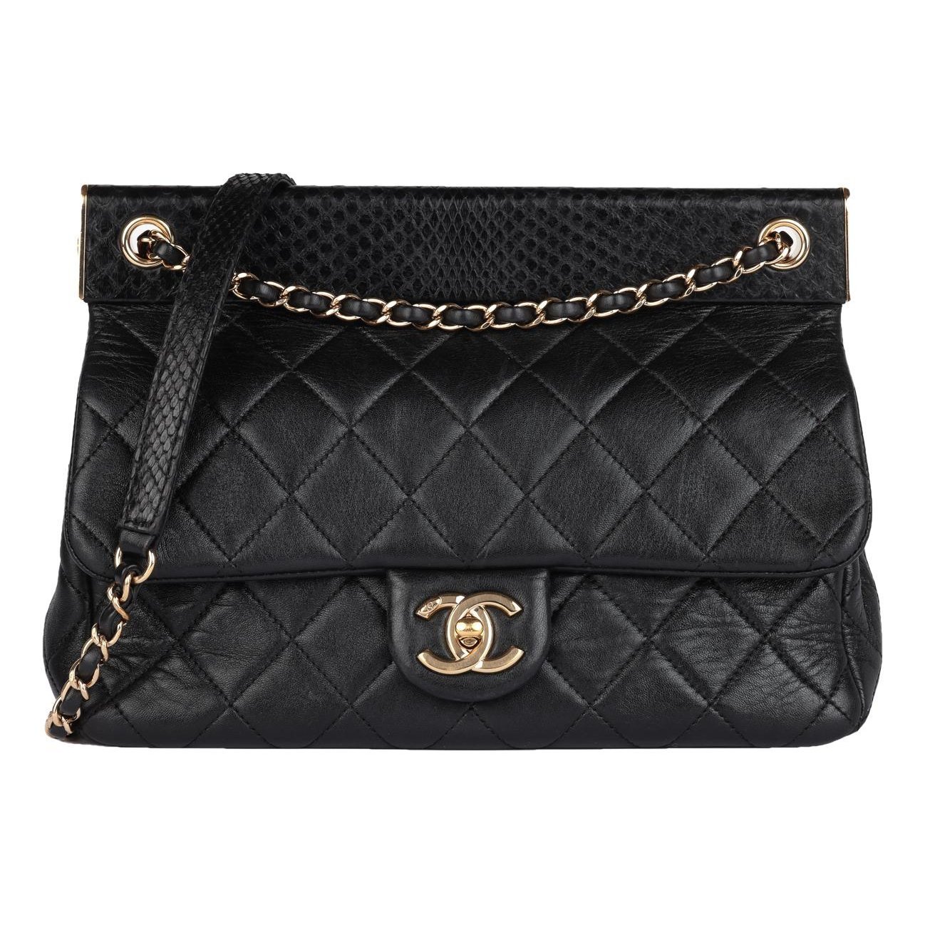 Timeless/Classique leather crossbody bag