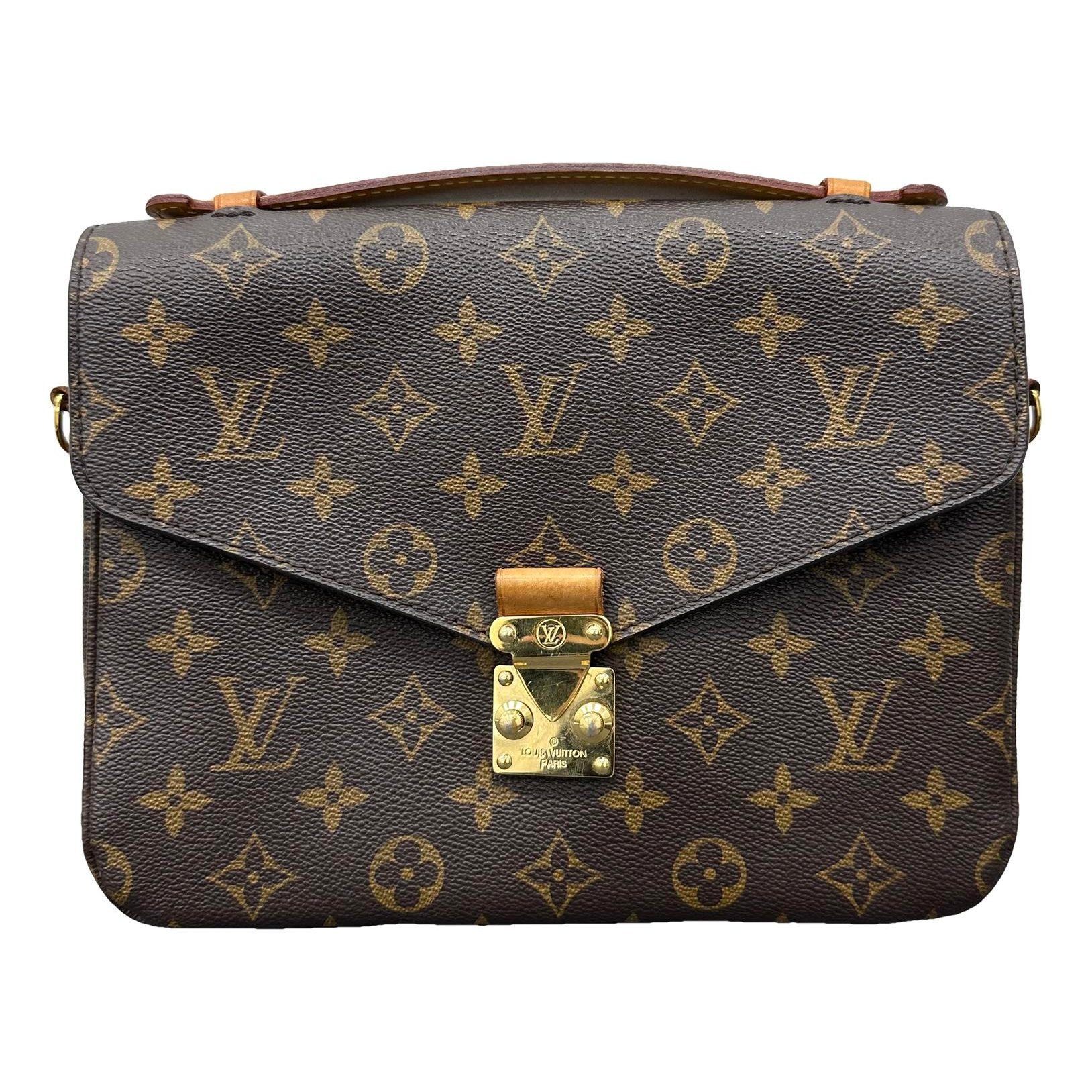 Metis leather handbag