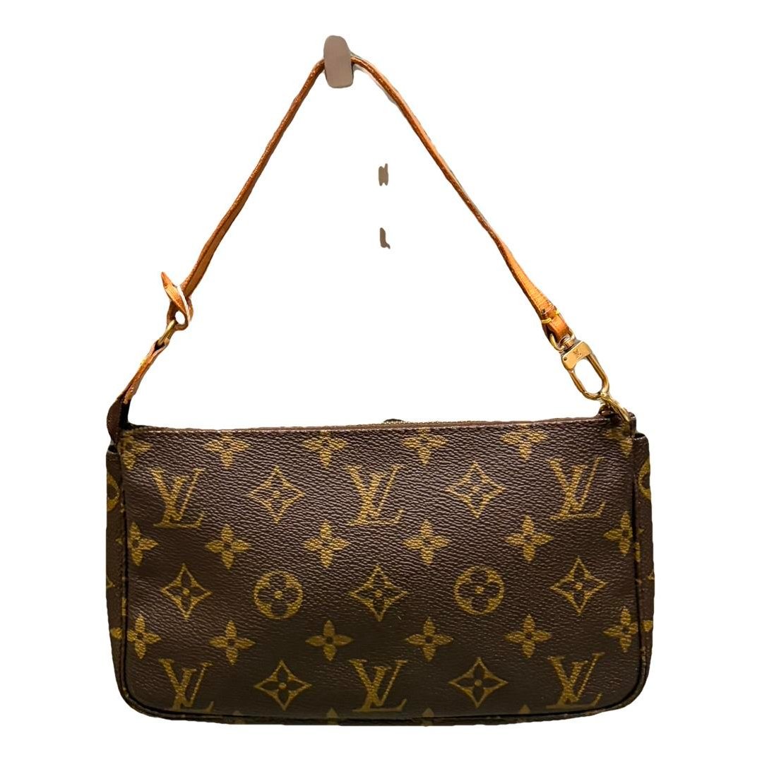 Pochette Accessoire leather handbag