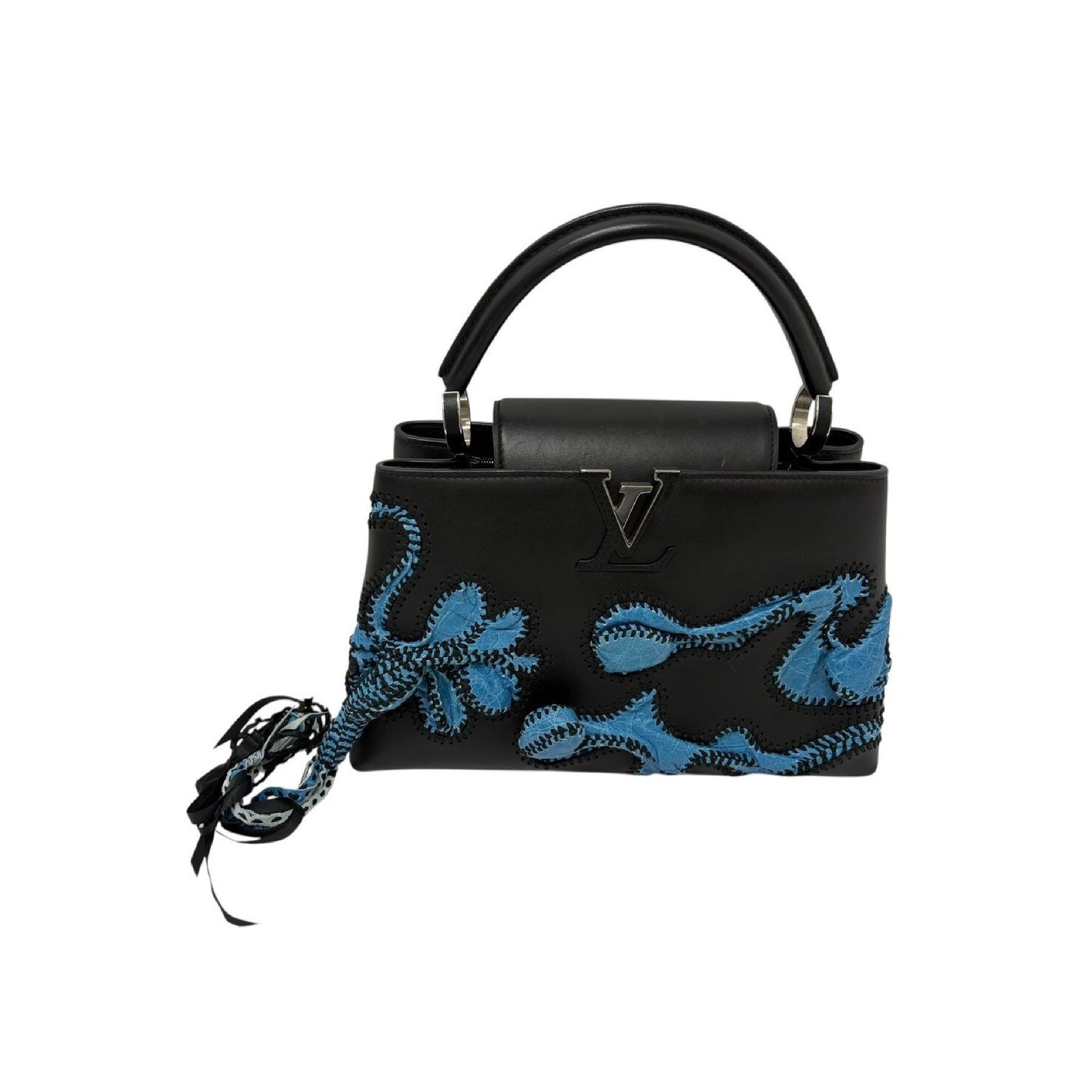 Capucines leather handbag