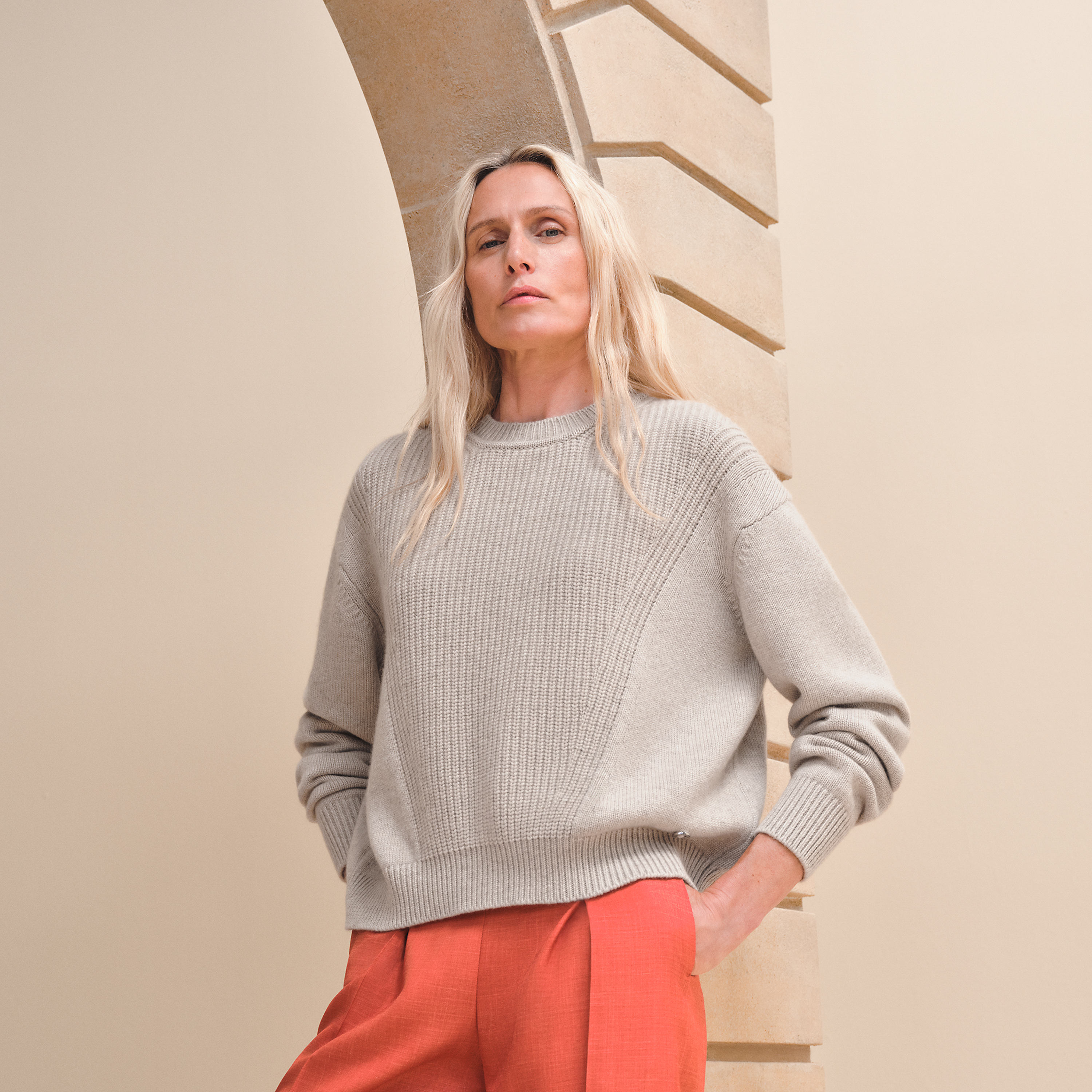 Cashmere long-sleeve sweater