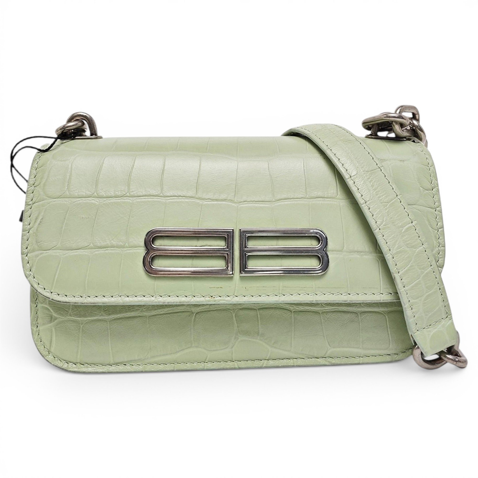 BB chain leather handbag