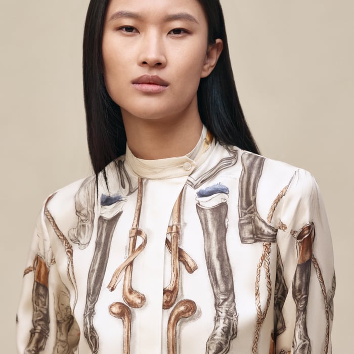 Beige Parchemin "A Propos De Bottes" Shirt