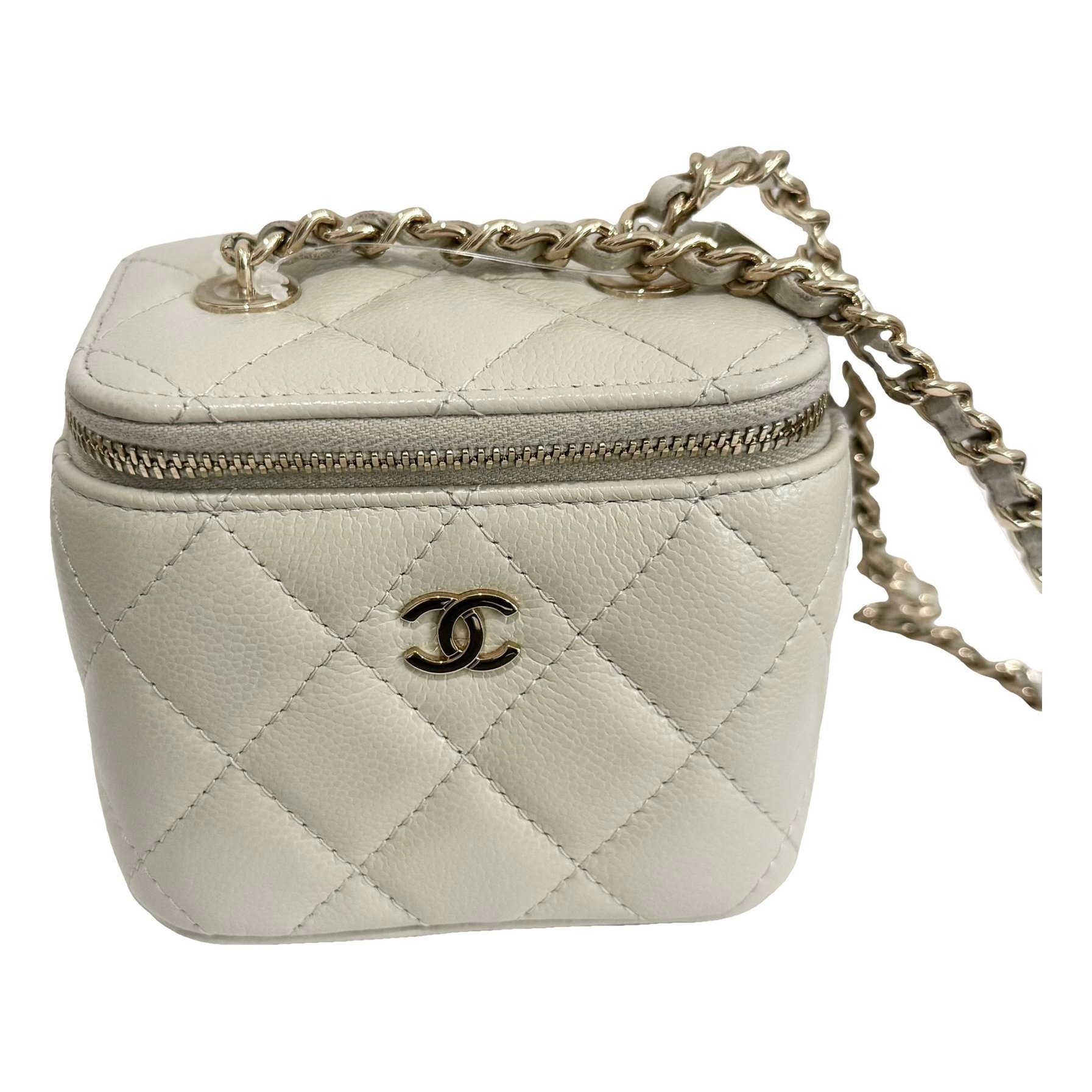 Trendy CC Vanity leather handbag