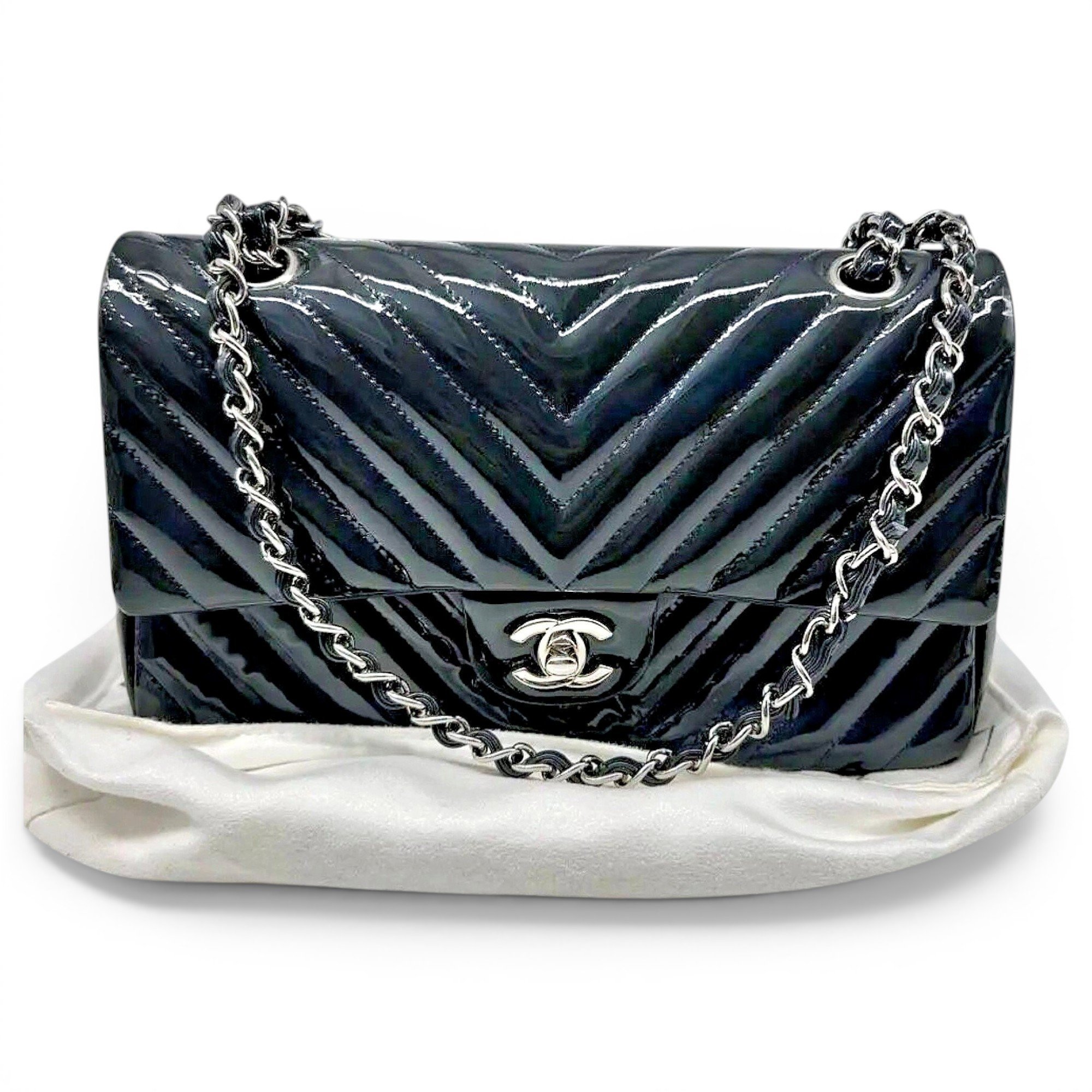Timeless/Classique patent leather handbag