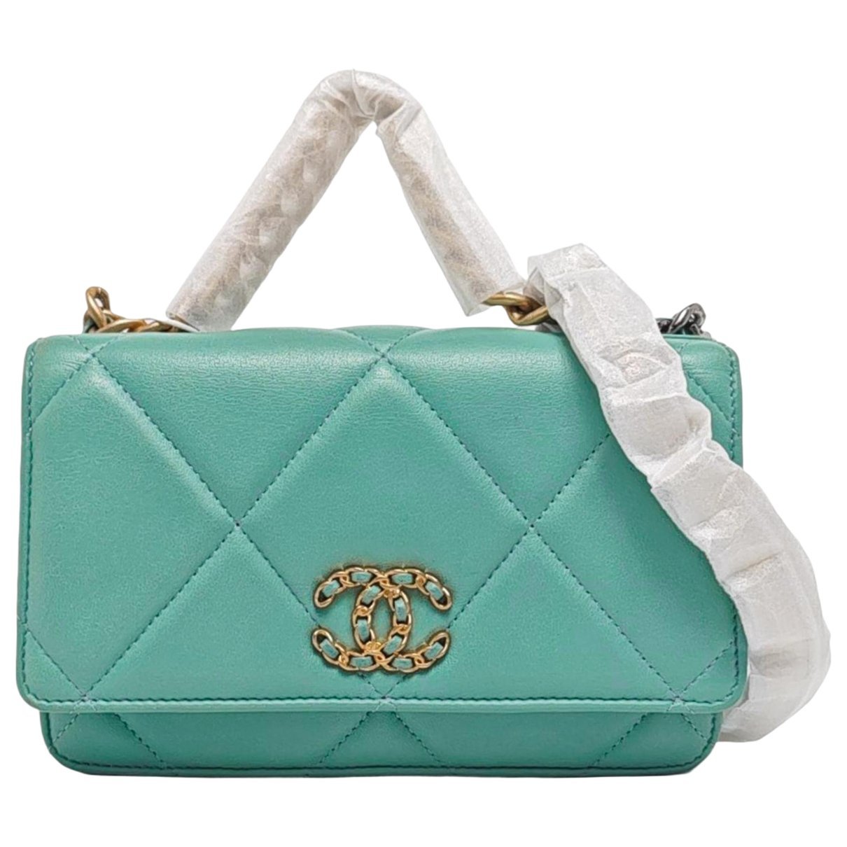 Chanel 19 handbag