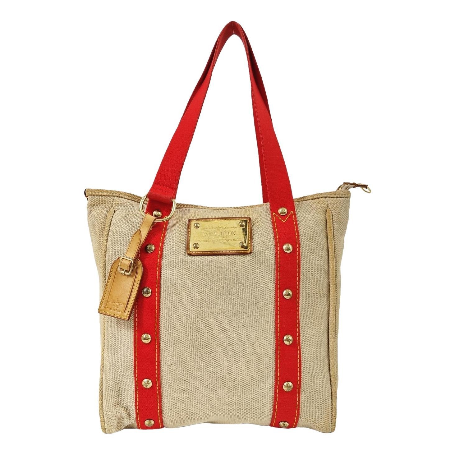Antigua cloth handbag