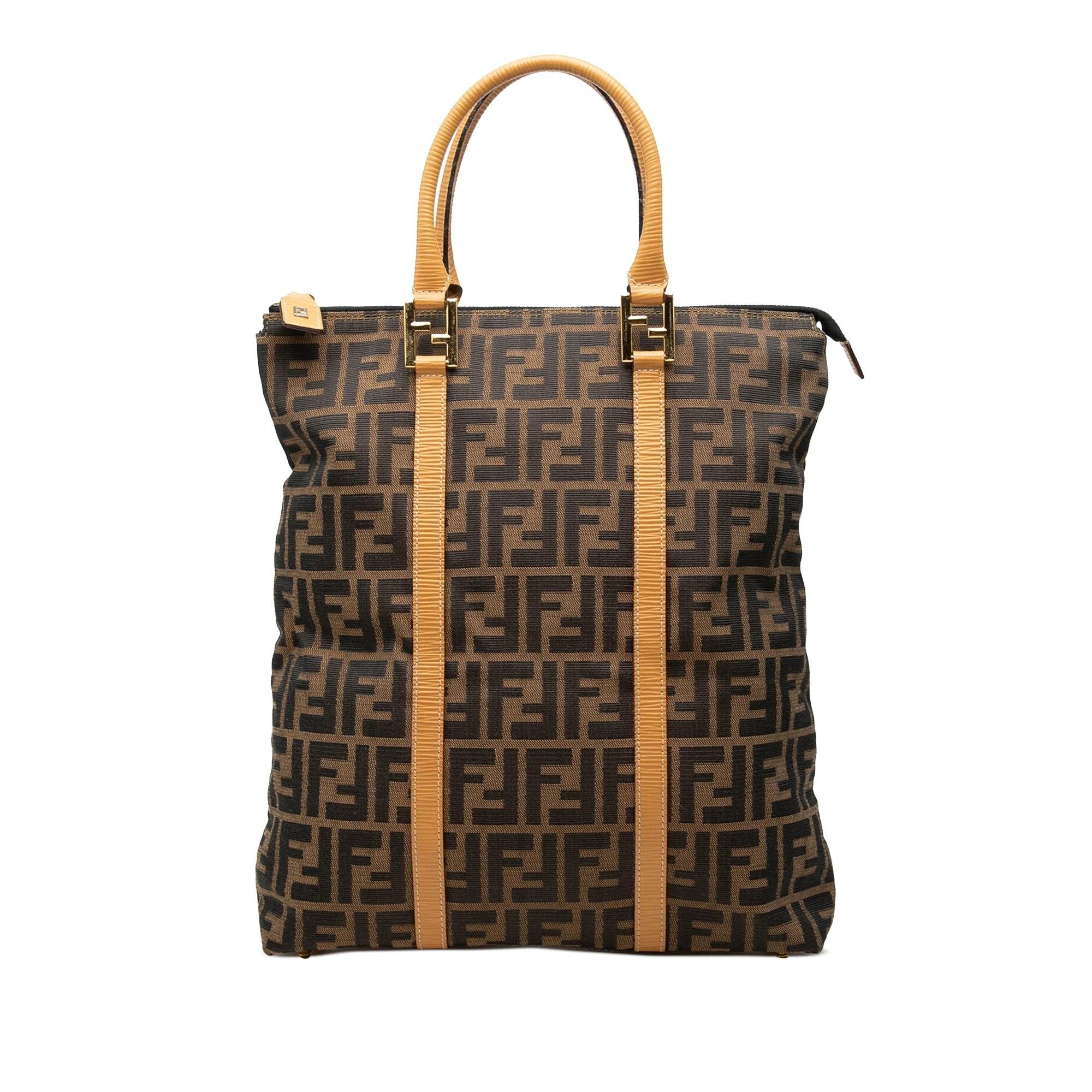 Pocket leather handbag