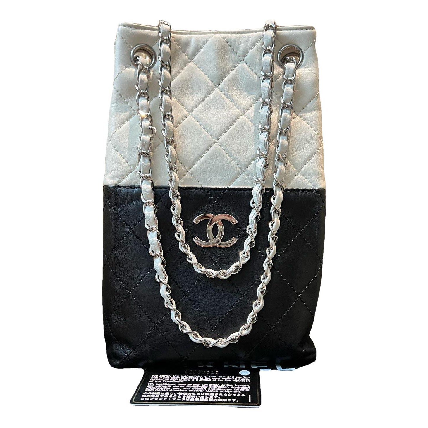 Timeless/Classique leather crossbody bag