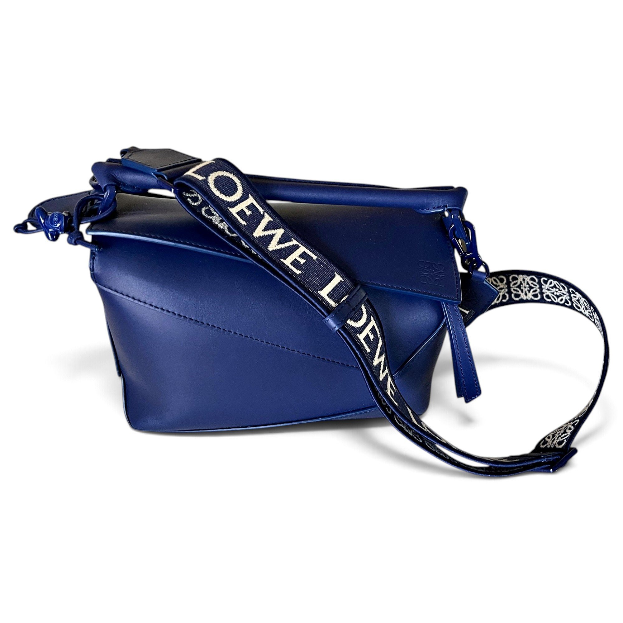 Puzzle leather handbag