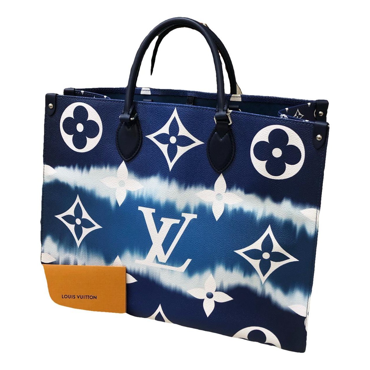 Onthego leather handbag