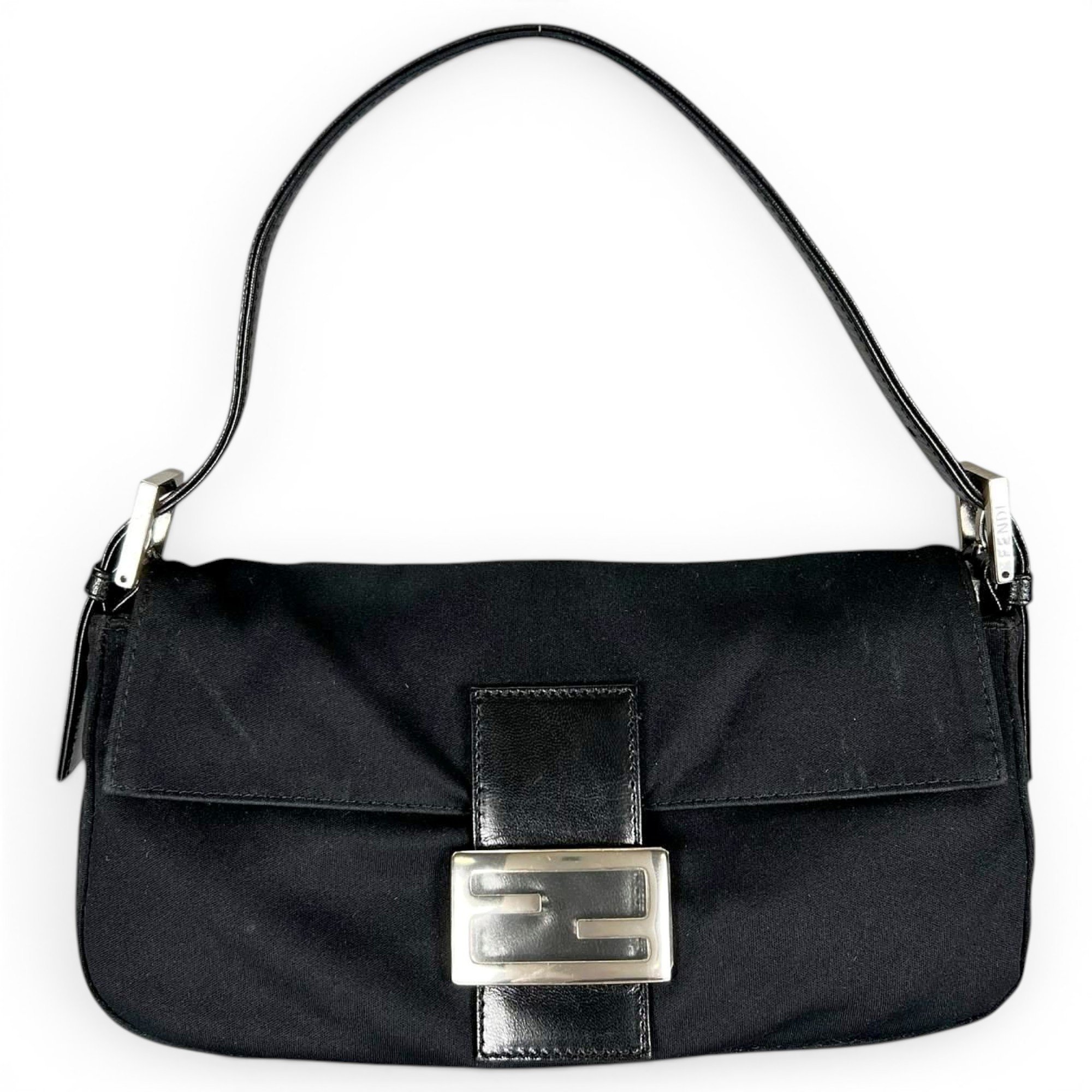 Baguette leather handbag