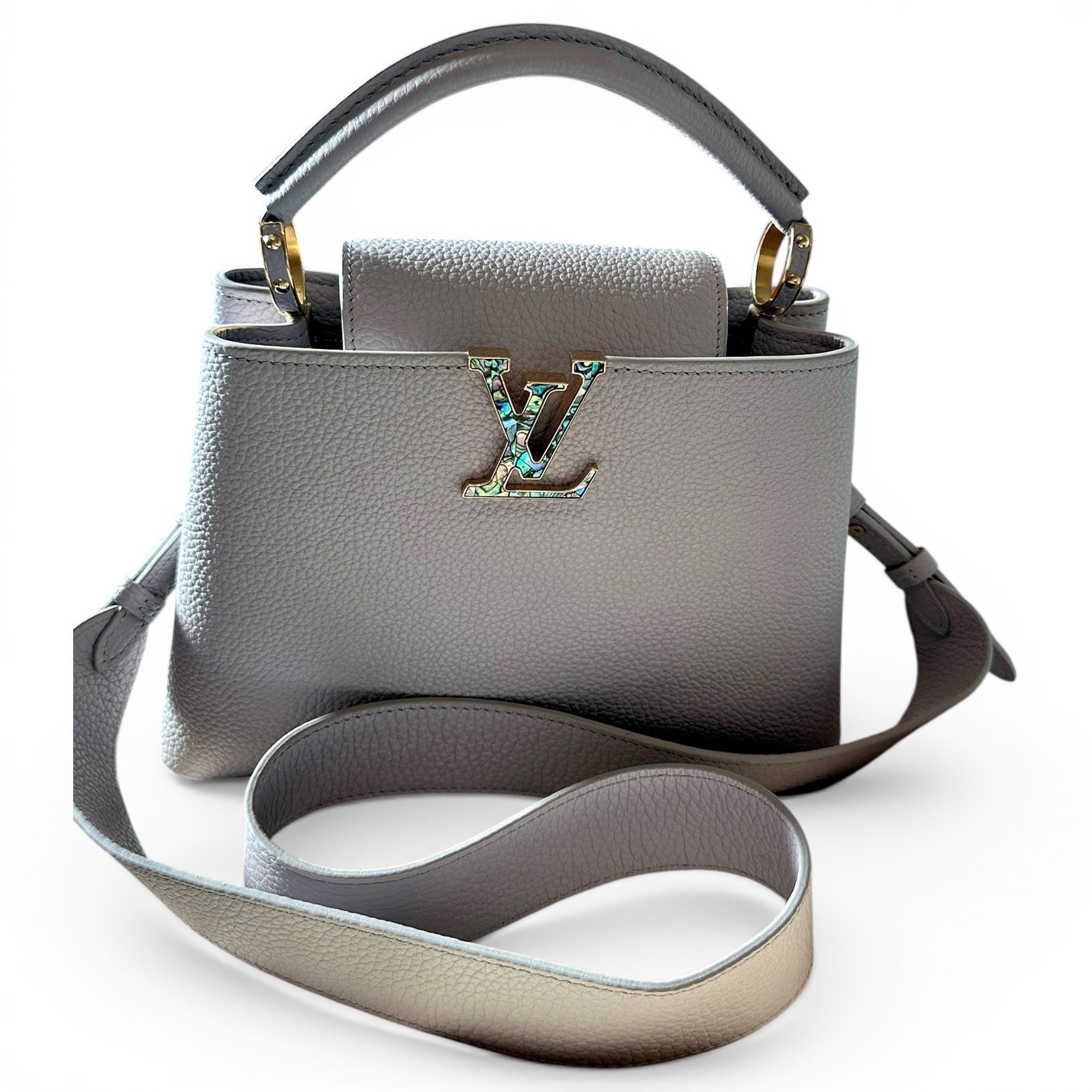 Capucines leather handbag