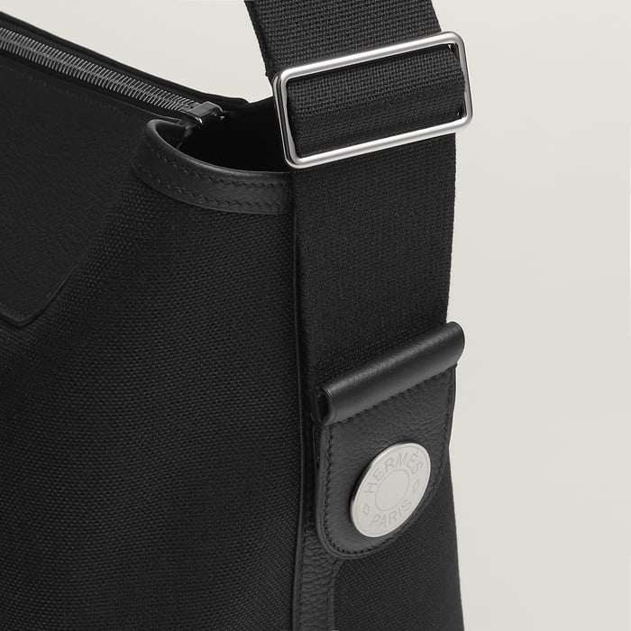 Noir R.M.S 12h Bag