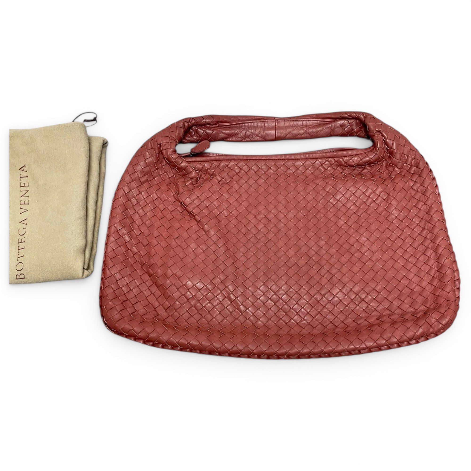 Veneta leather handbag