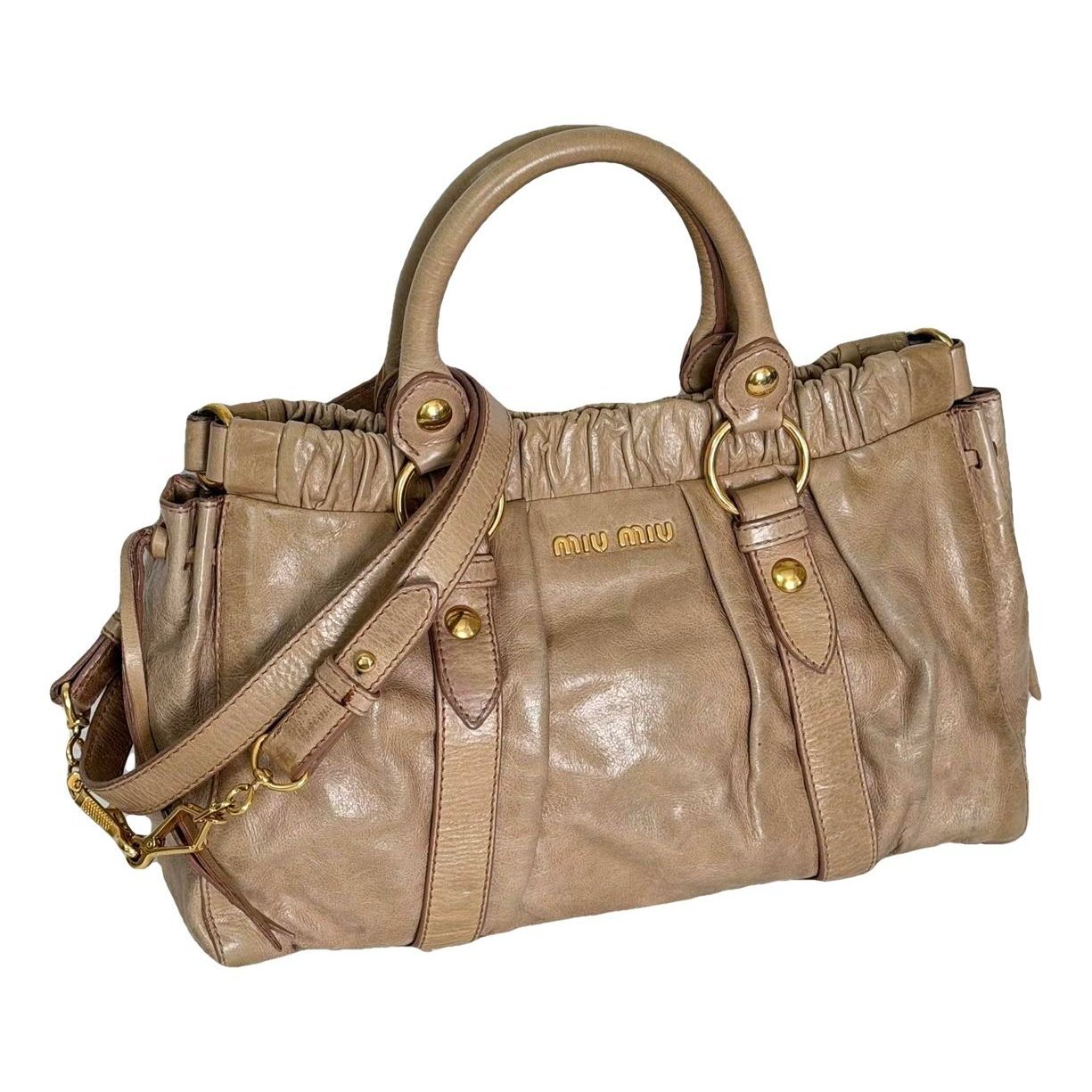 Vitello leather crossbody bag
