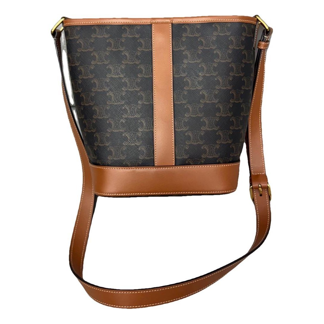 Triomphe leather tote