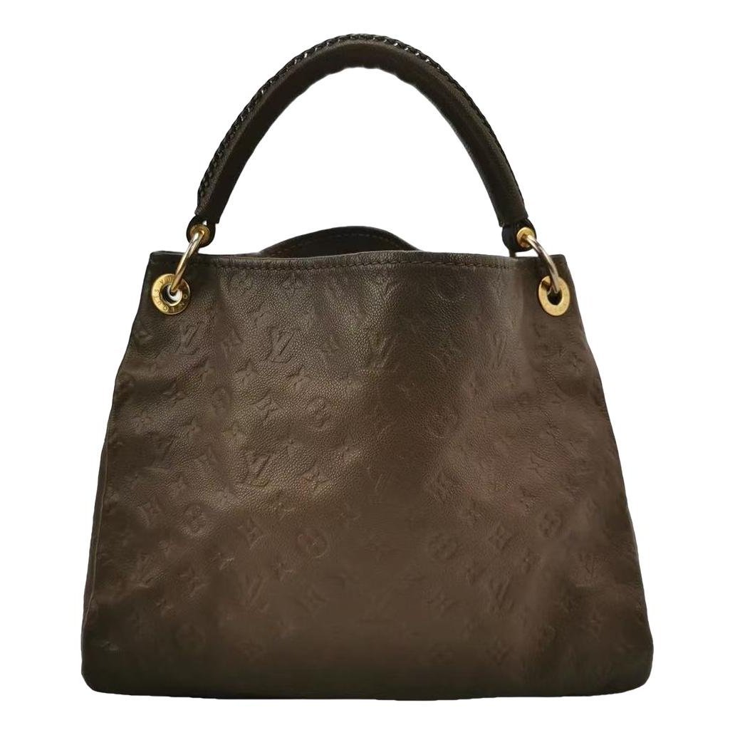 Artsy leather handbag