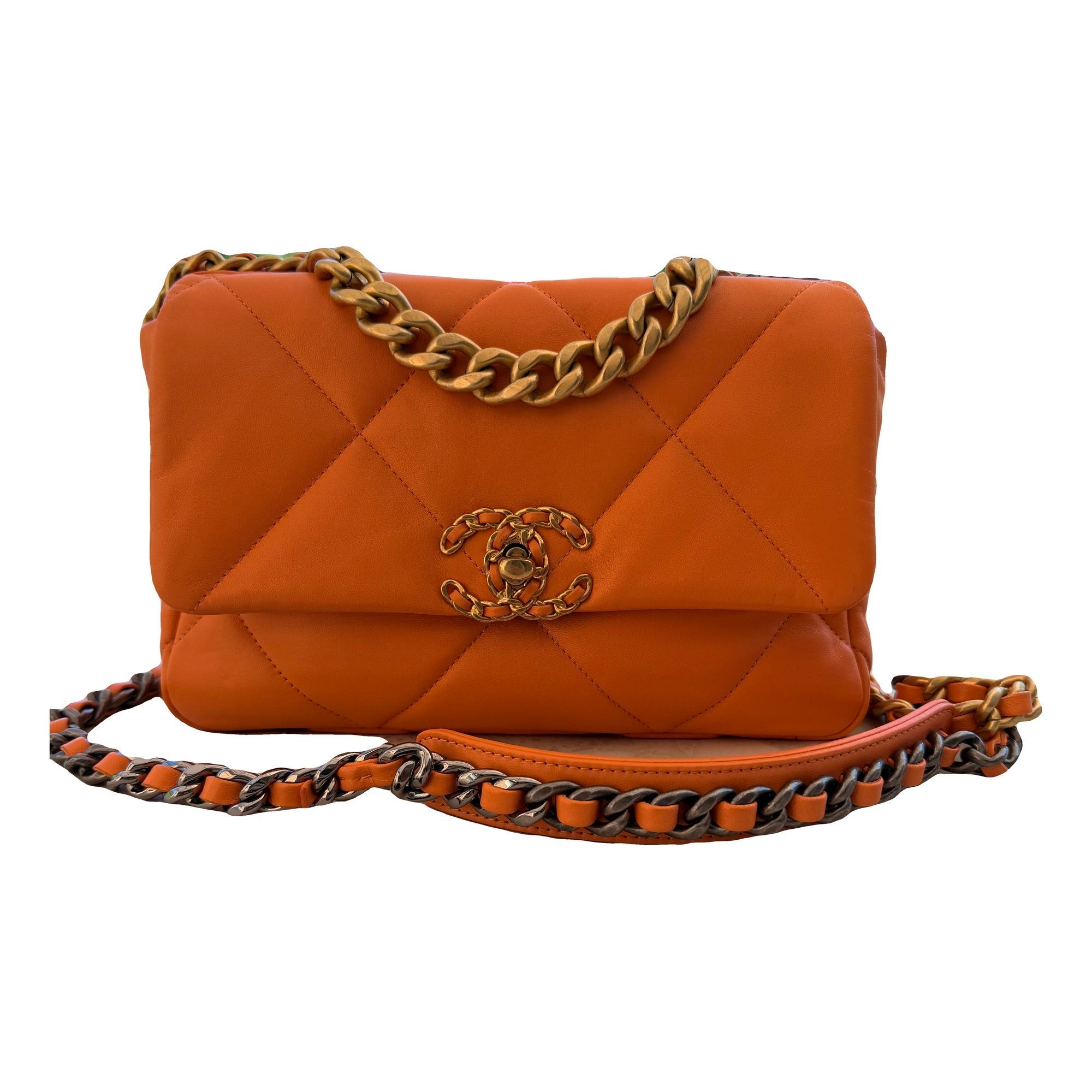 Chanel 19 leather handbag