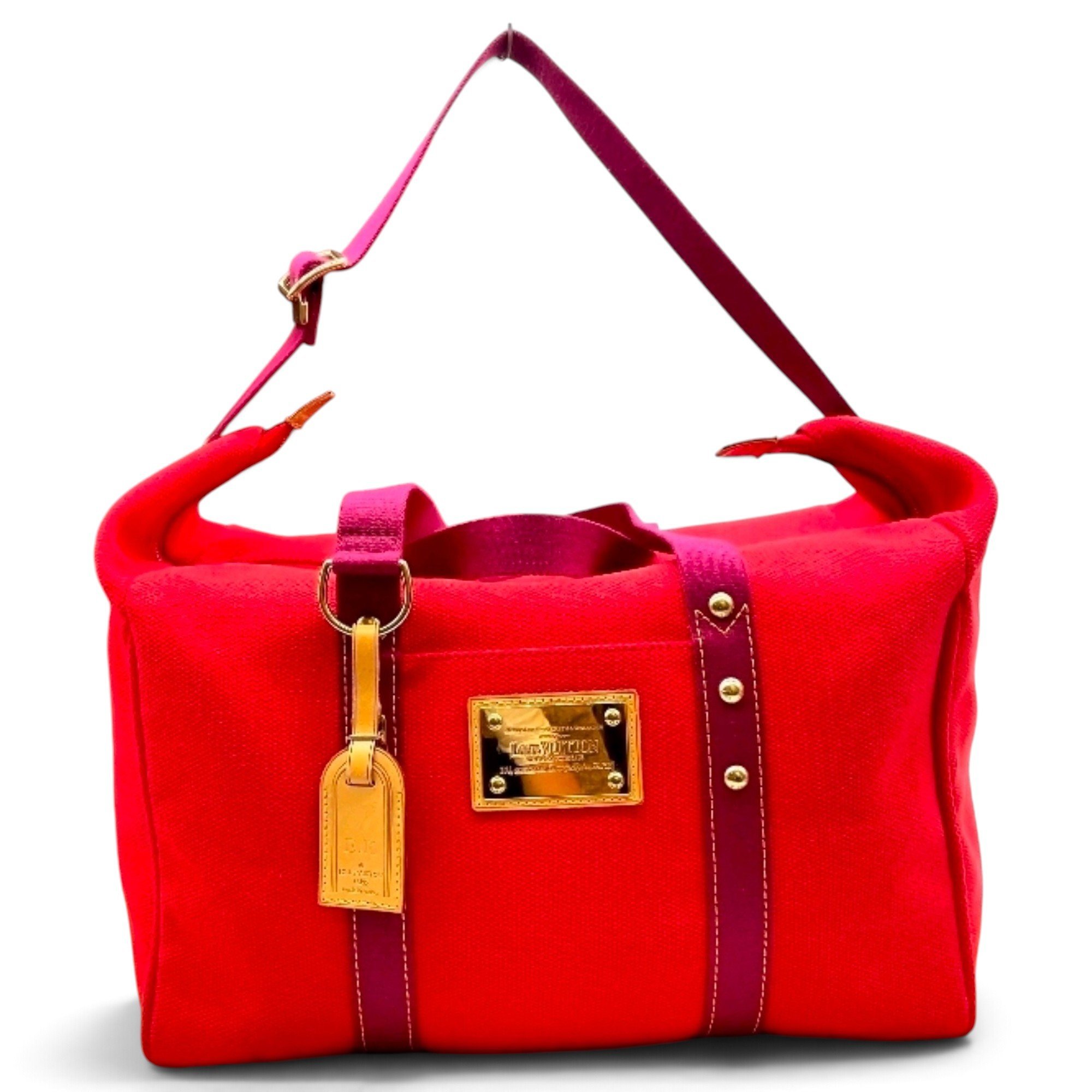 Louis Vuitton Leather handbag