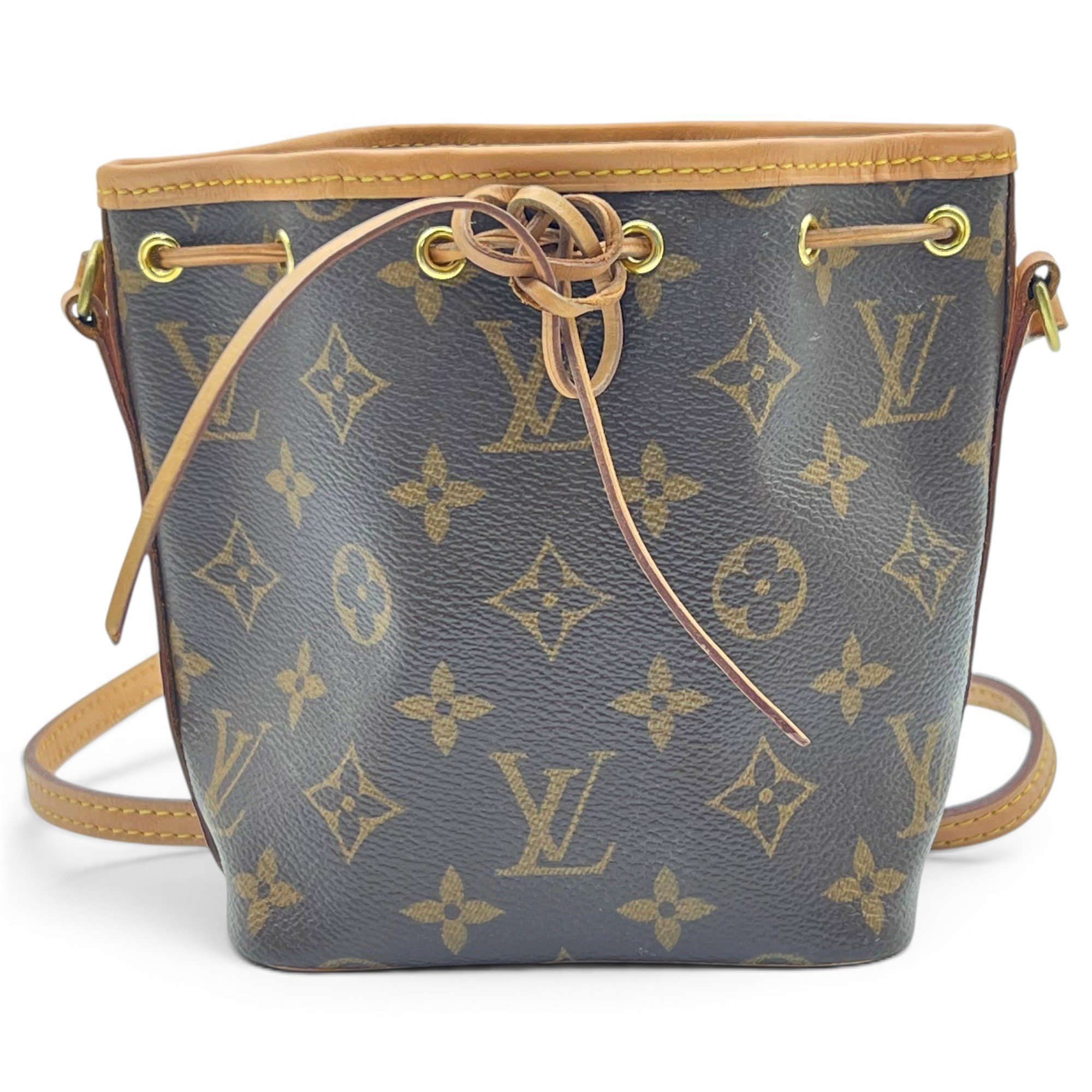 Noé leather handbag