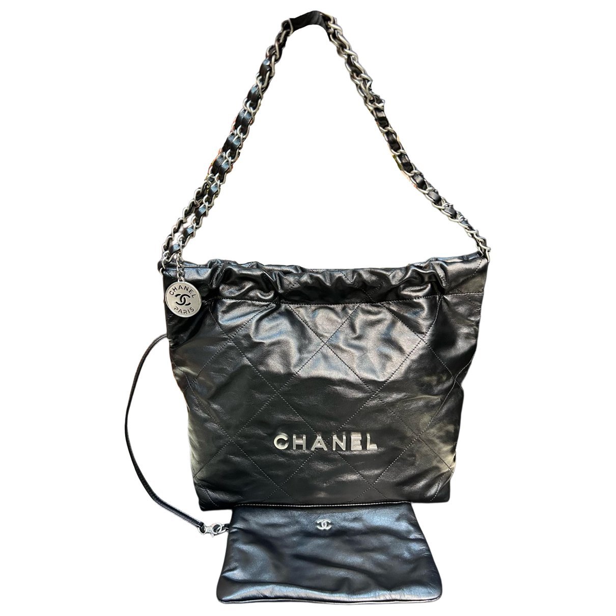 Chanel 22 leather handbag