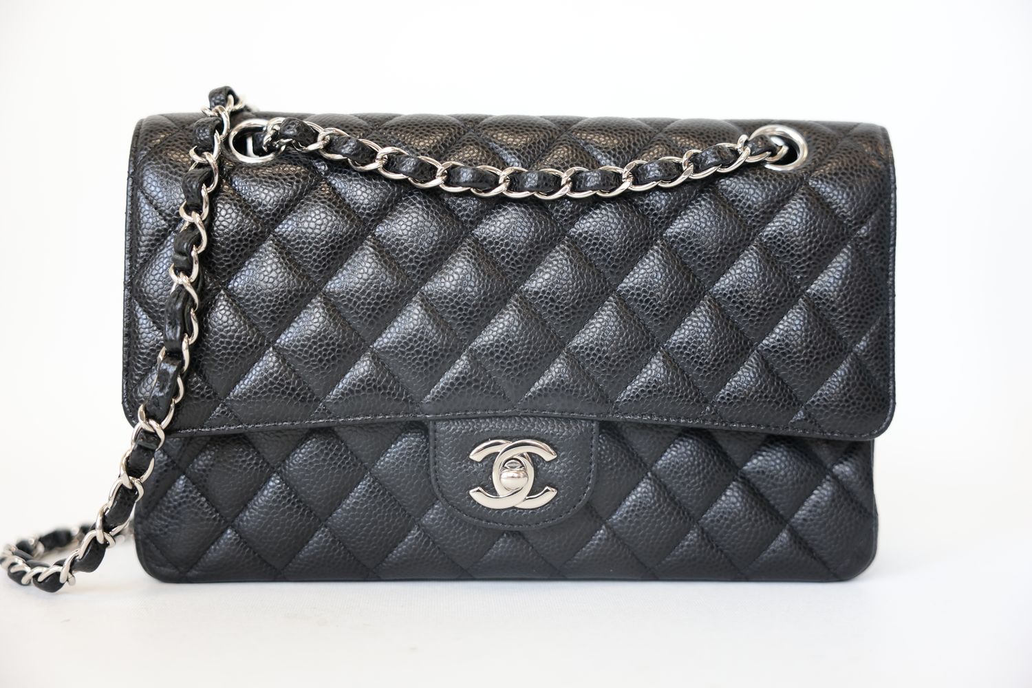 Chanel Classic Medium Bag, Black Caviar with Silver Hardware, Preowned in Dustbag WA001