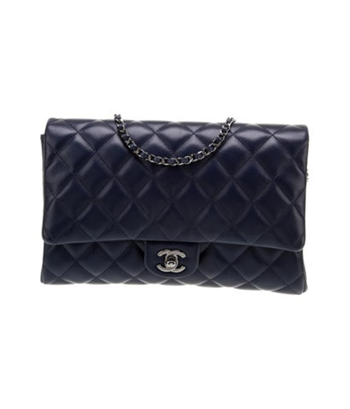 Chanel New Clutch W Chain