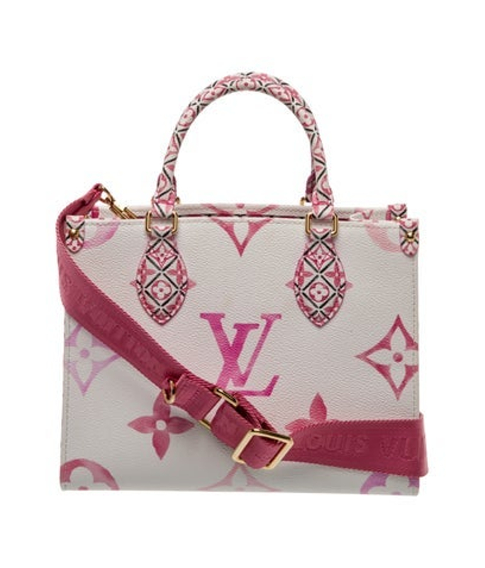 Louis Vuitton Vuitton Monogram Giant Onthego Pm