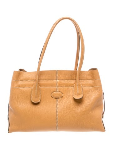 Tod's Leather Shoulder Bag